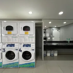 Casa de Férias Confortavel Studio Metro Republica/lg Arouch Ac/wf, São Paulo